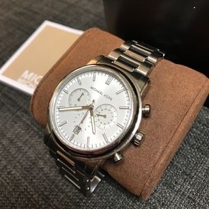 SALE‼️ EUC, Michael Kors Silver/White Watch